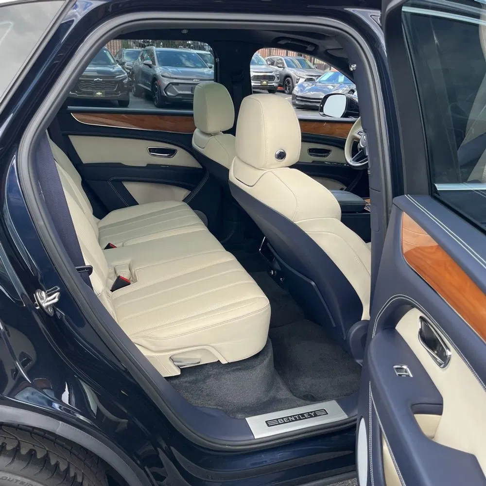 2021 Bentley Bentayga V8