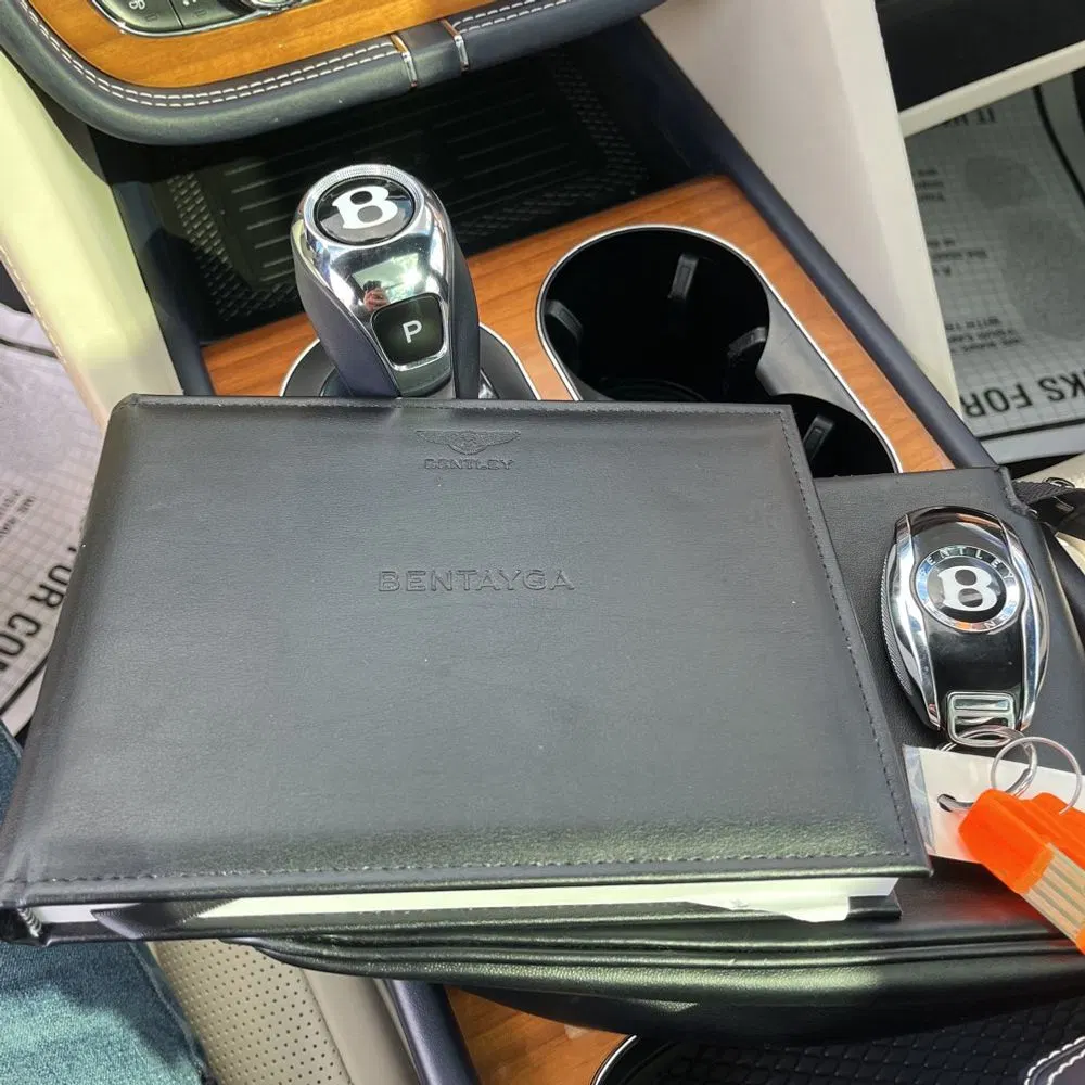 2021 Bentley Bentayga V8