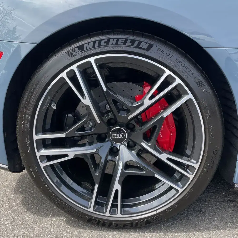 2023 Audi R8 V10
