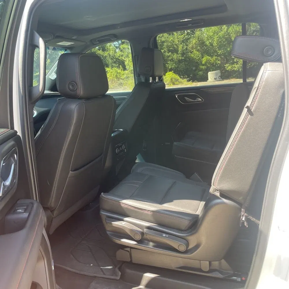 2022 Chevrolet Suburban RST