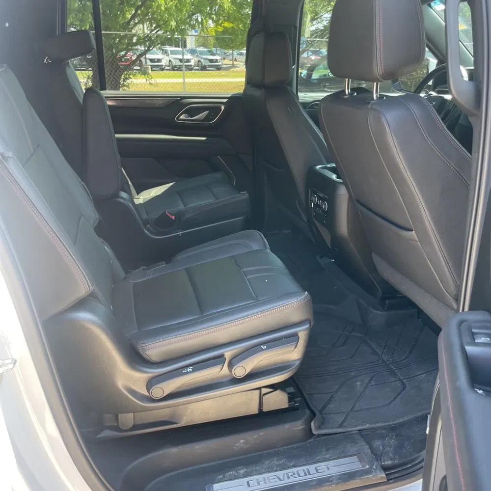 2022 Chevrolet Suburban RST