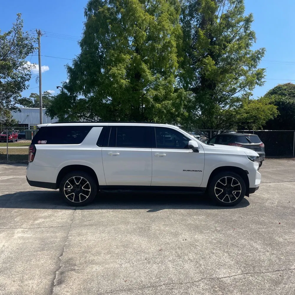 2022 Chevrolet Suburban RST