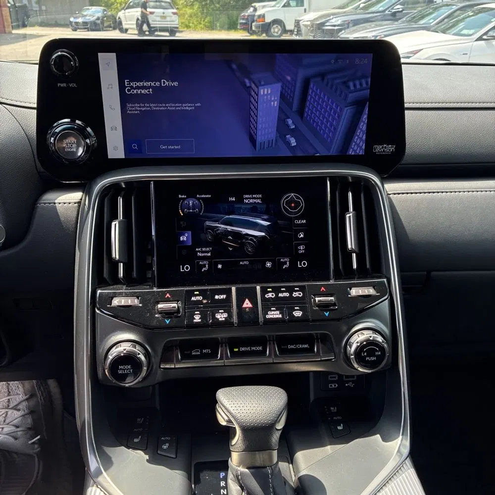 2024 Lexus LX 600 F SPORT Handling