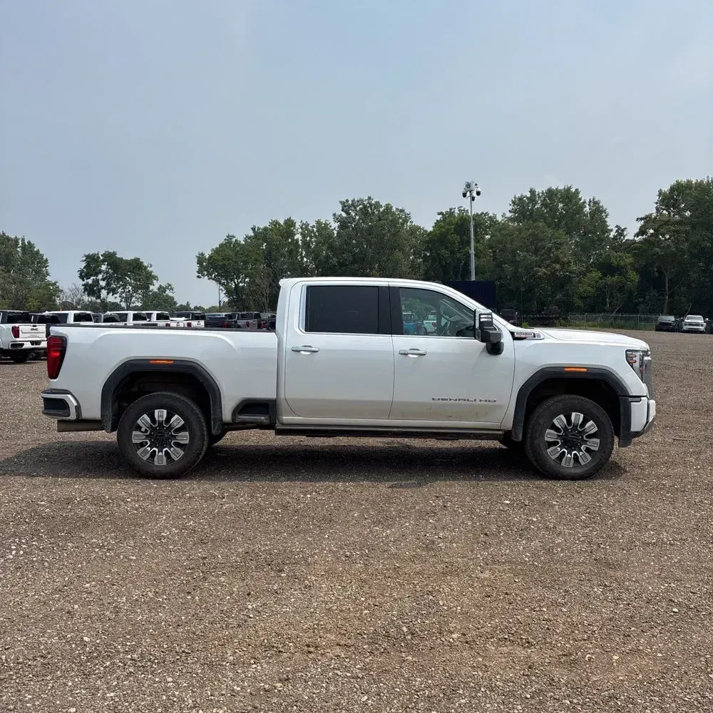 2024 GMC Sierra 2500 Denali