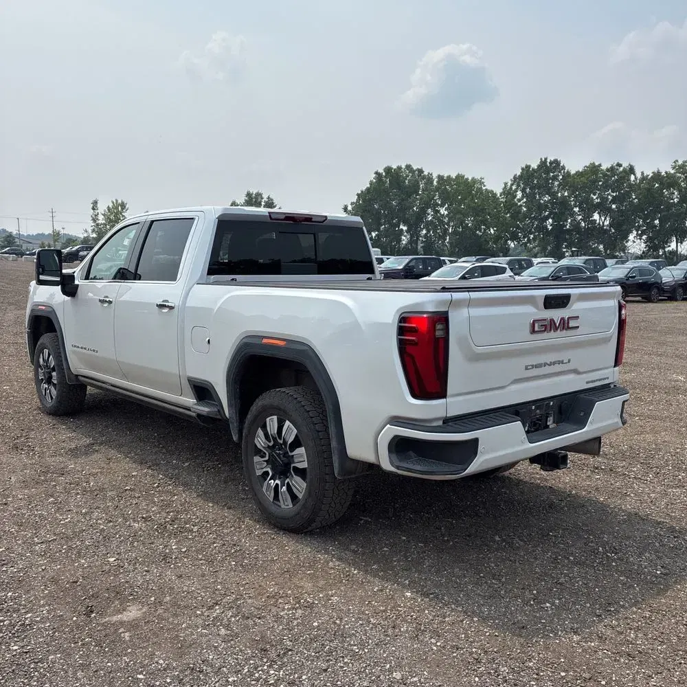 2024 GMC Sierra 2500 Denali
