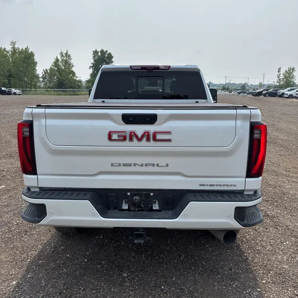 2024 GMC Sierra 2500 Denali