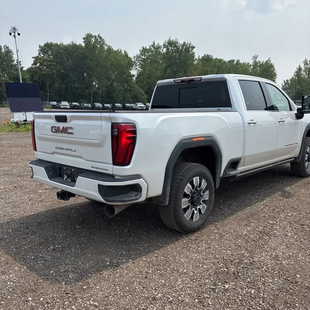 2024 GMC Sierra 2500 Denali