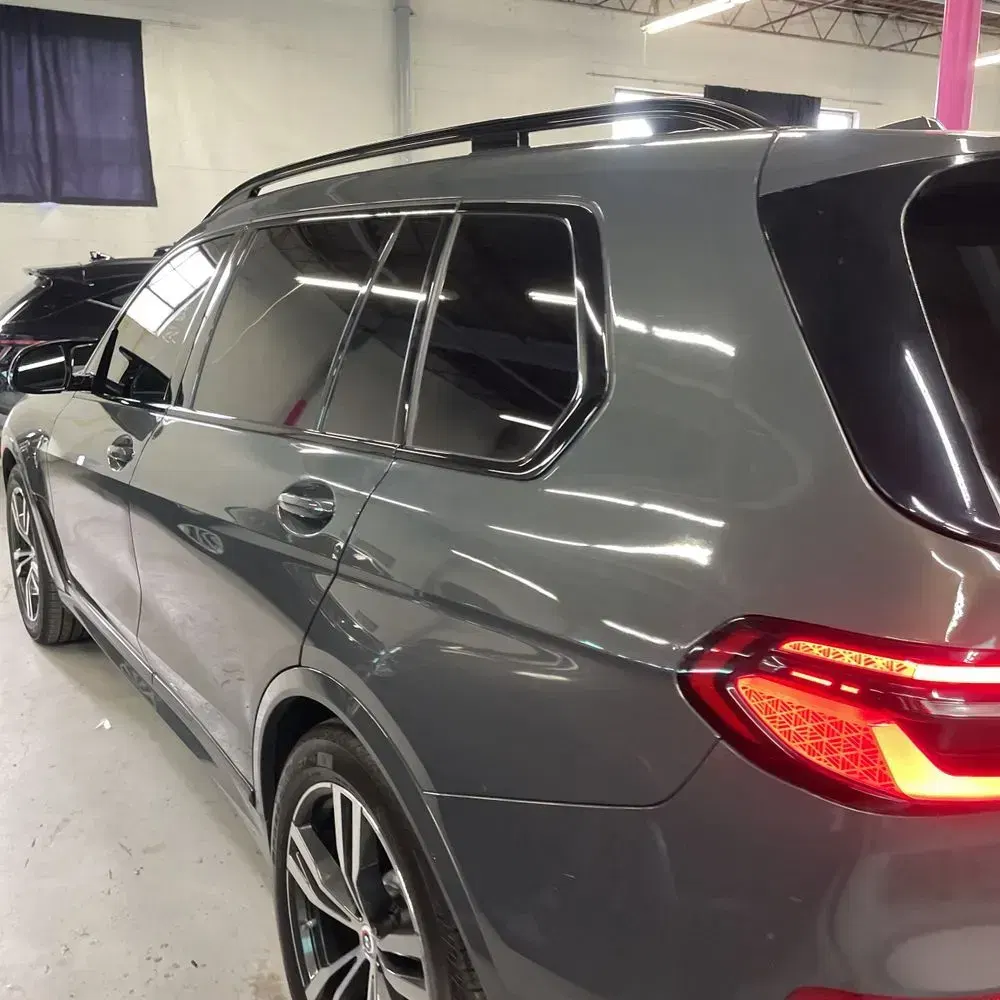 2023 BMW X7 M60i
