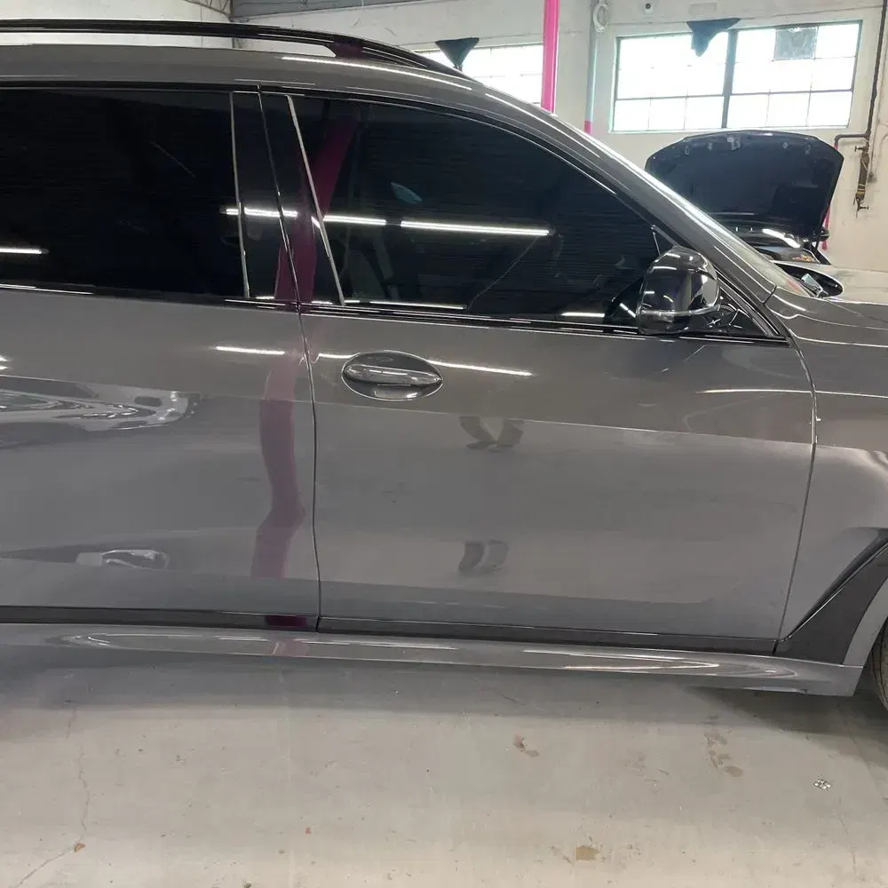 2023 BMW X7 M60i