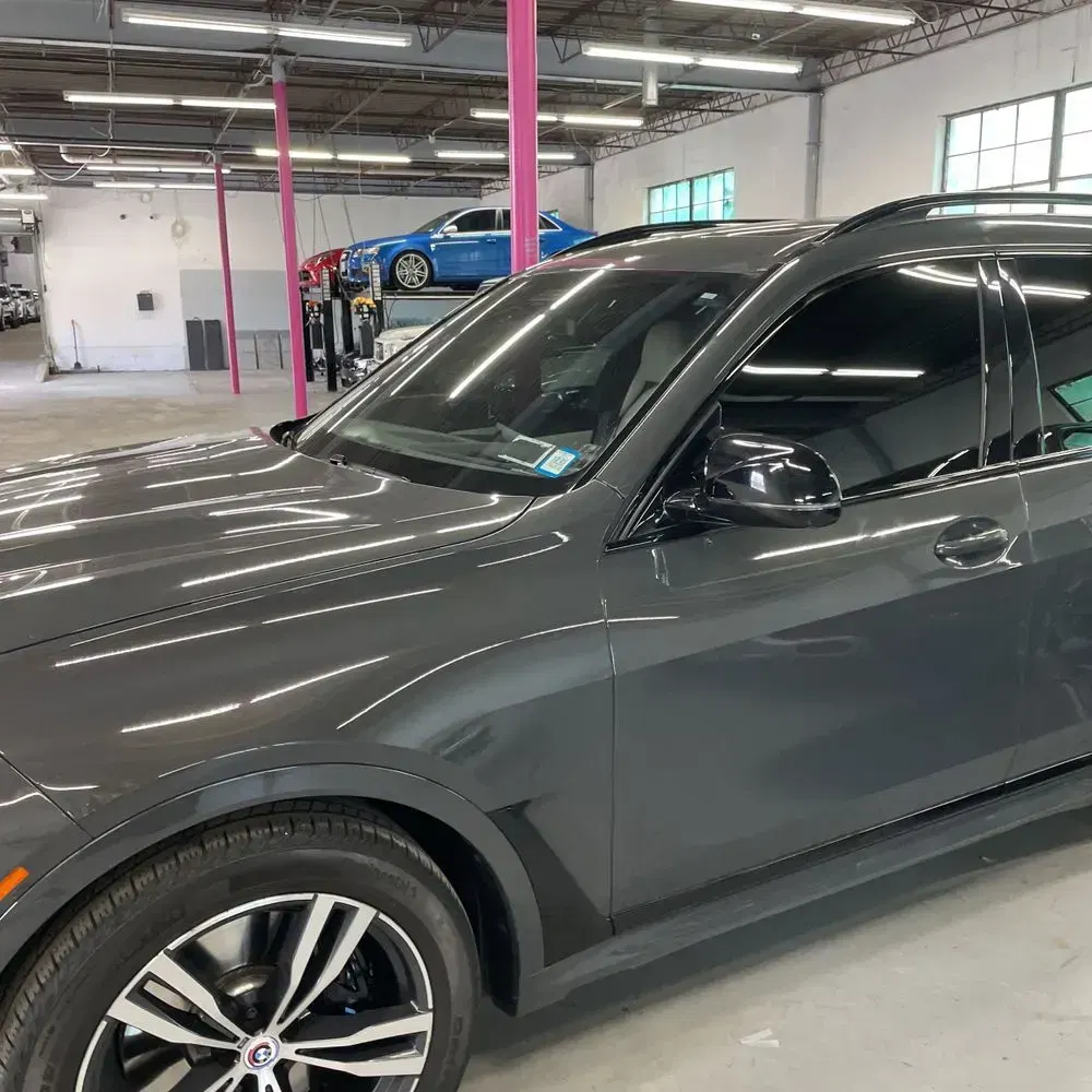 2023 BMW X7 M60i