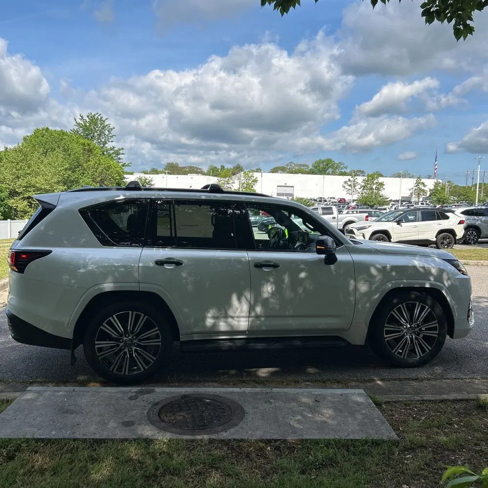 2023 Lexus LX 600 Luxury