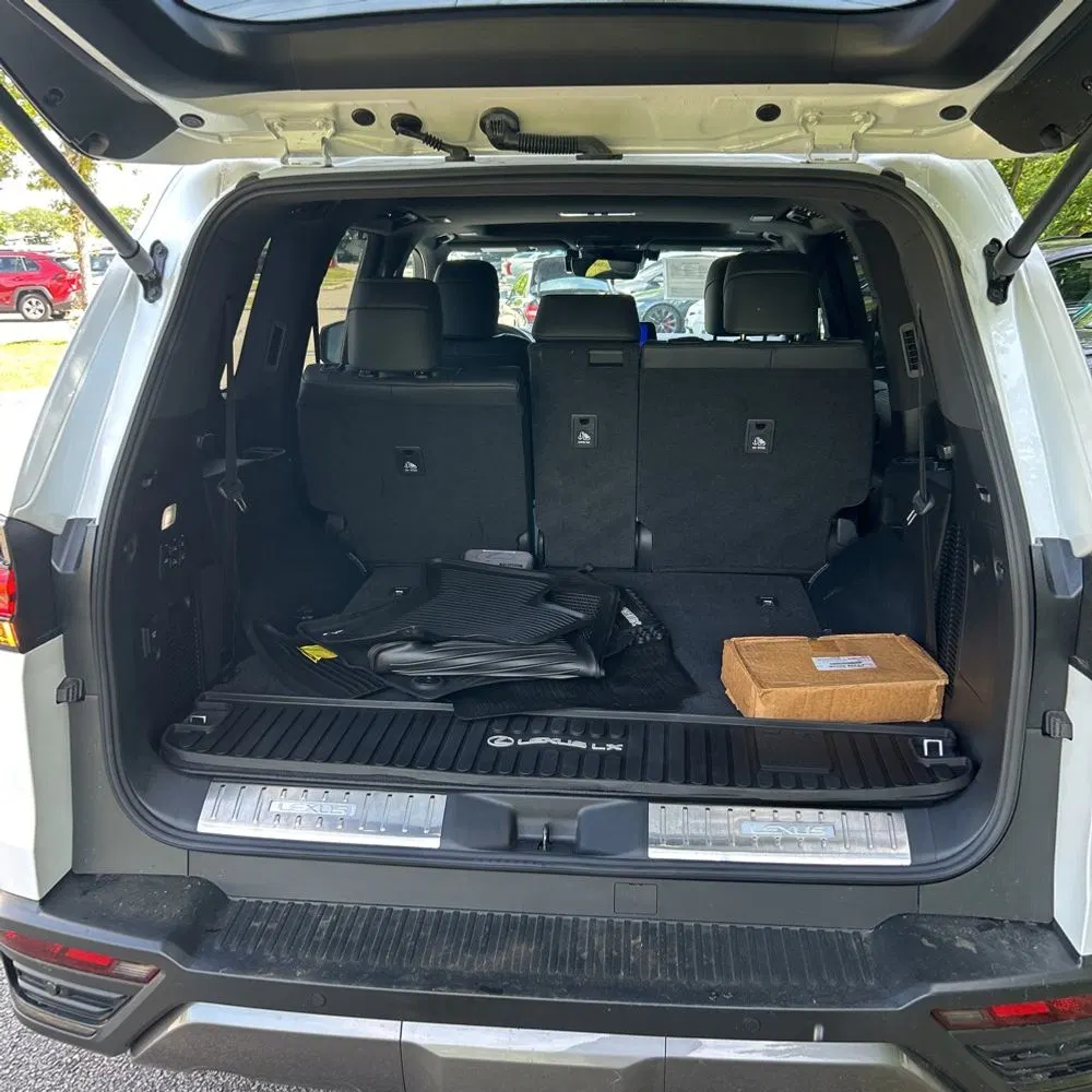 2023 Lexus LX 600 Luxury