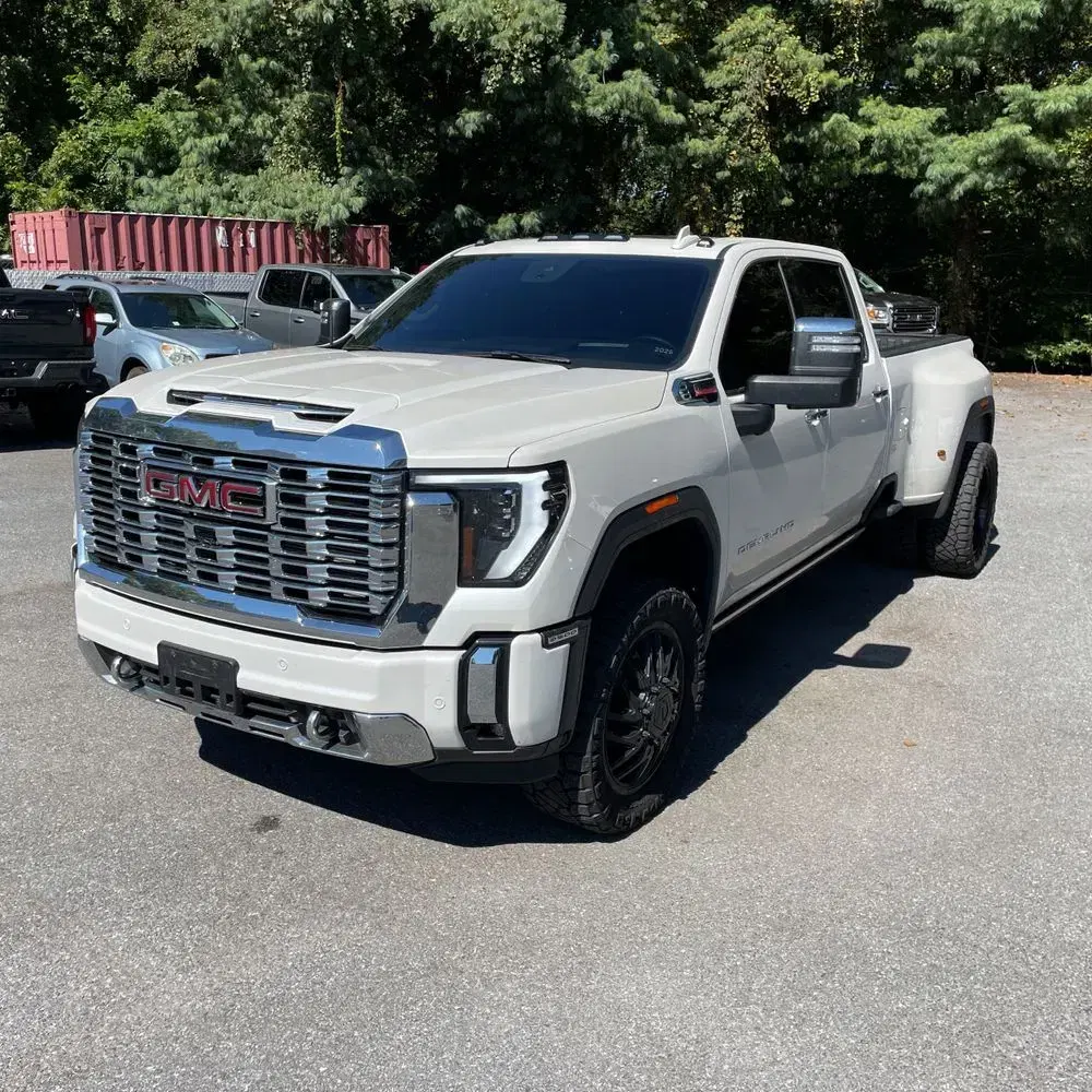 2024 GMC Sierra 3500HD Denali
