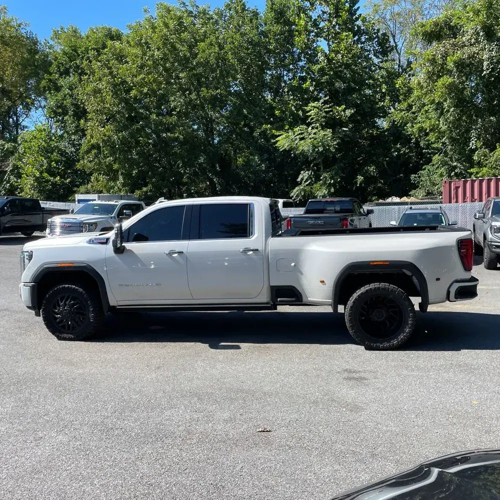 2024 GMC Sierra 3500HD Denali