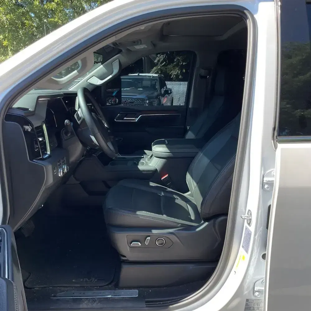 2024 GMC Sierra 3500HD Denali