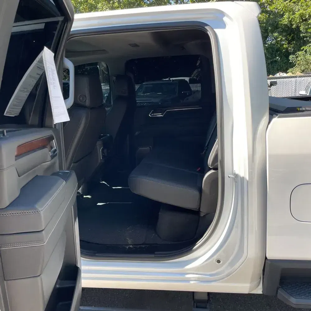 2024 GMC Sierra 3500HD Denali