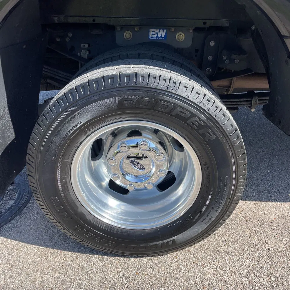 2023 Ford F-350 Super Duty Lariat