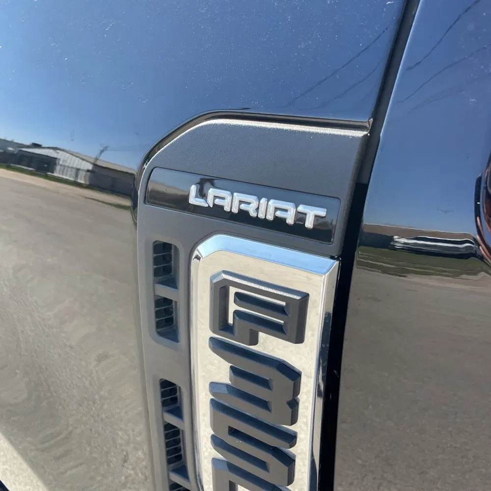 2023 Ford F-350 Super Duty Lariat