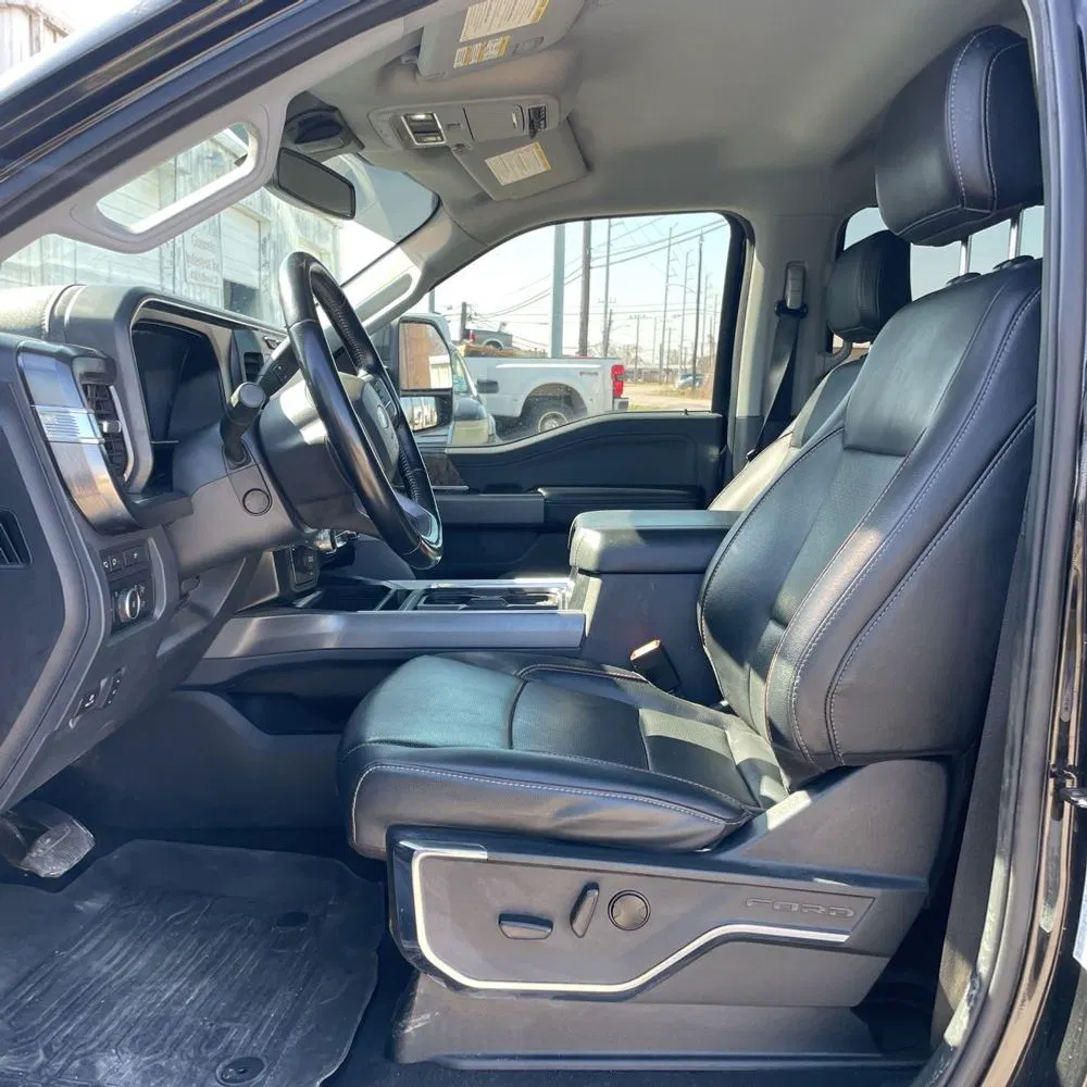 2023 Ford F-350 Super Duty Lariat