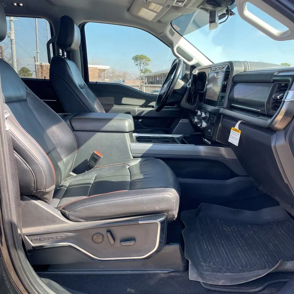 2023 Ford F-350 Super Duty Lariat