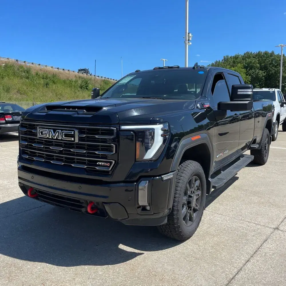 2024 GMC Sierra 2500 AT4