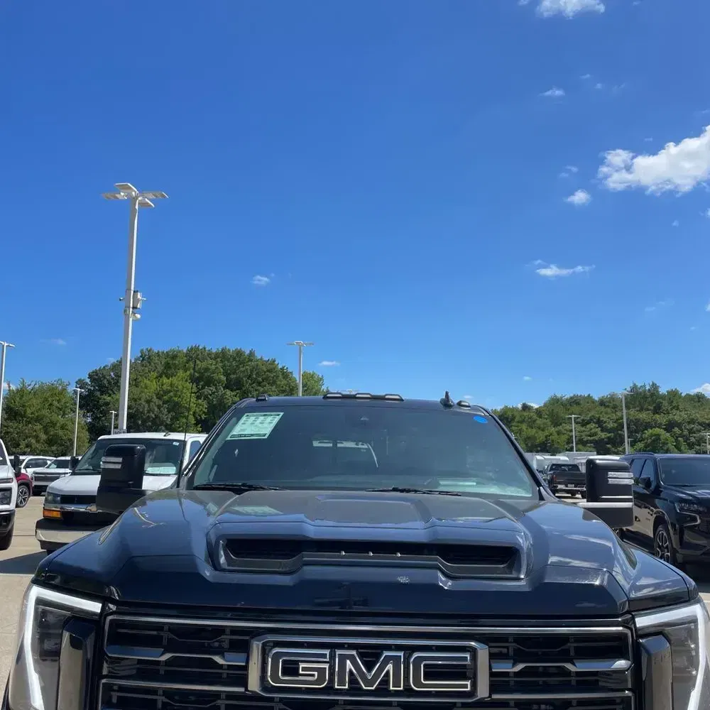 2024 GMC Sierra 2500 AT4