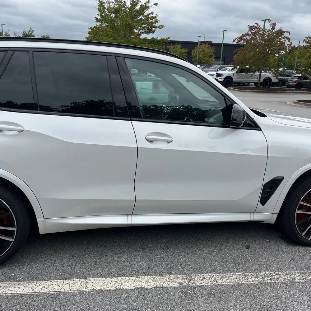 2025 BMW X5 M60i