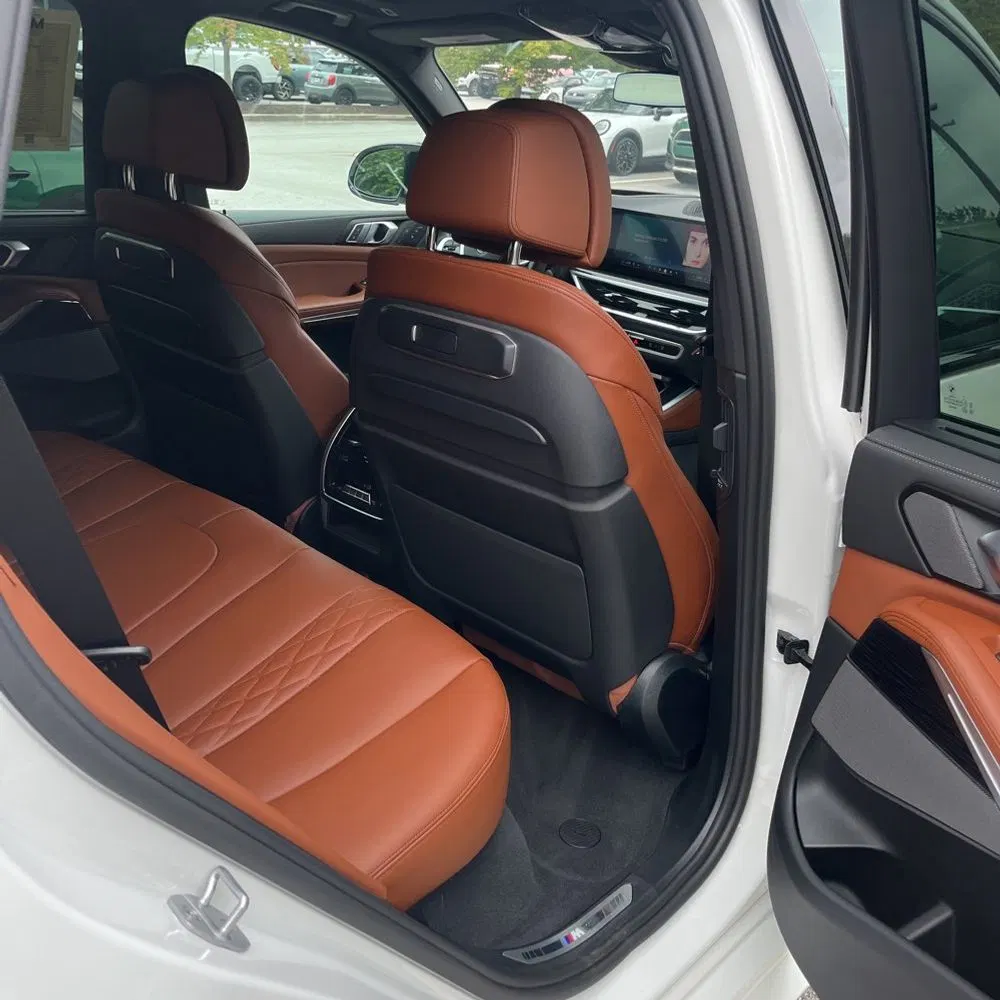 2025 BMW X5 M60i