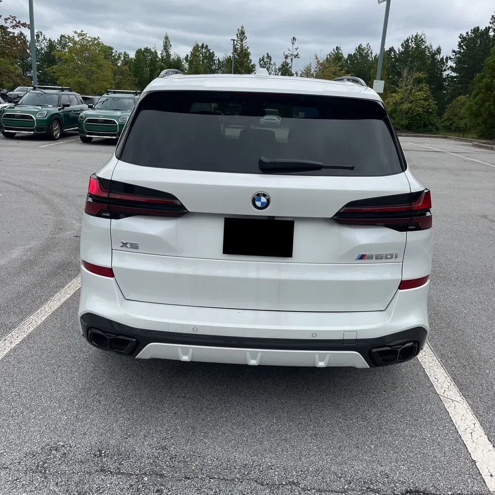 2025 BMW X5 M60i