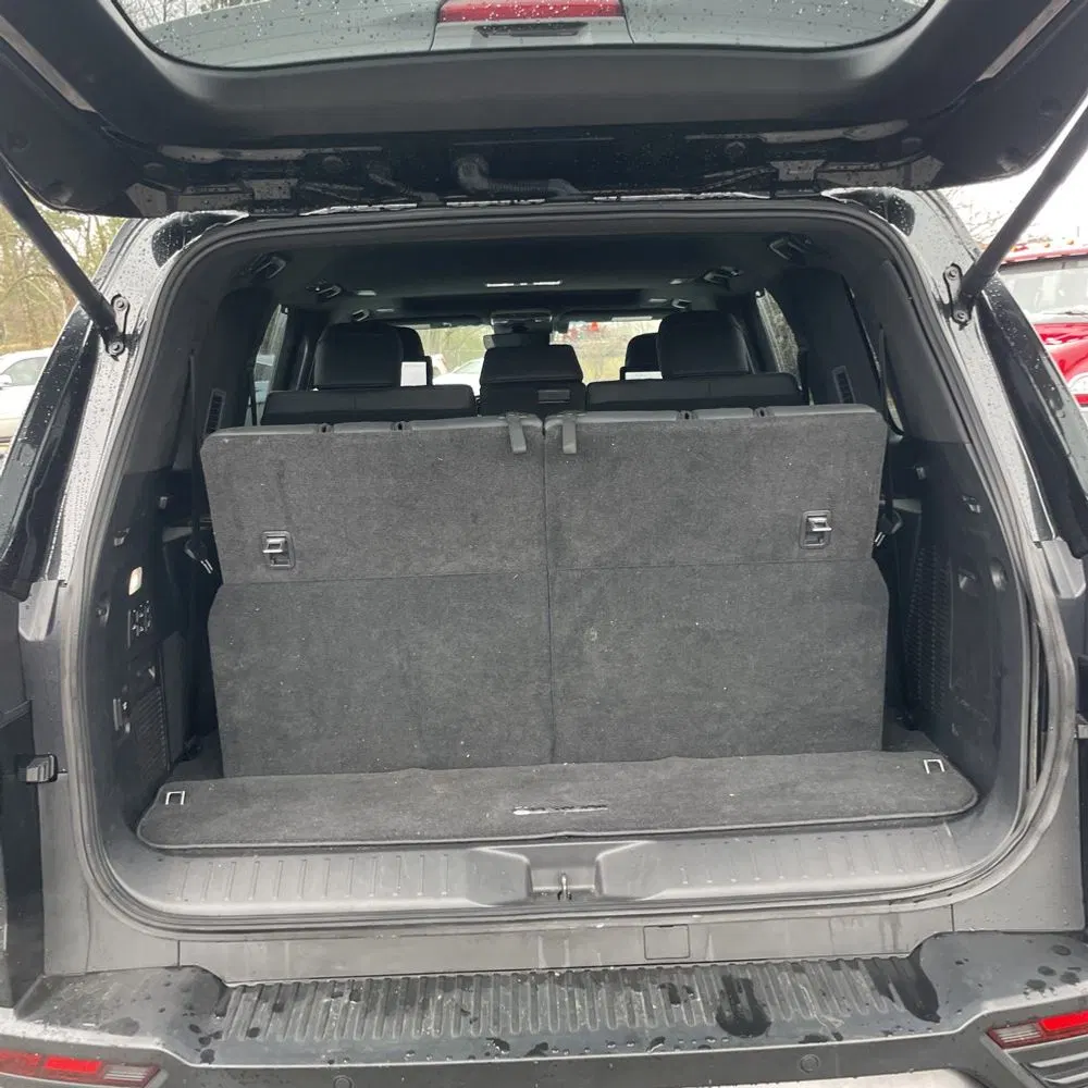 2022 Lexus LX 600 Luxury