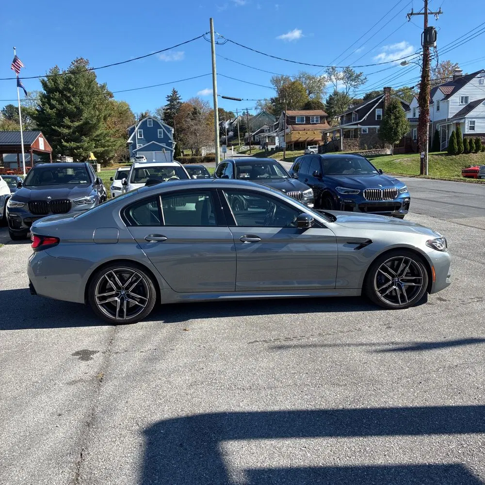 2023 BMW M5