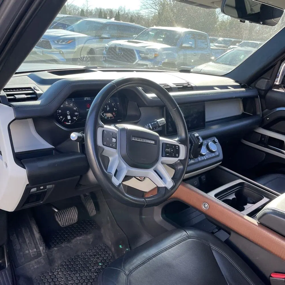 2020 Land Rover Defender 110 HSE