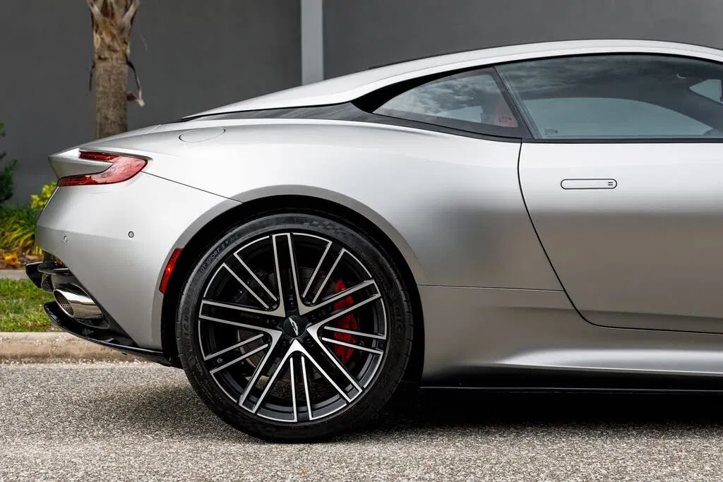 2024 Aston Martin DB12 V8 Coupe RWD