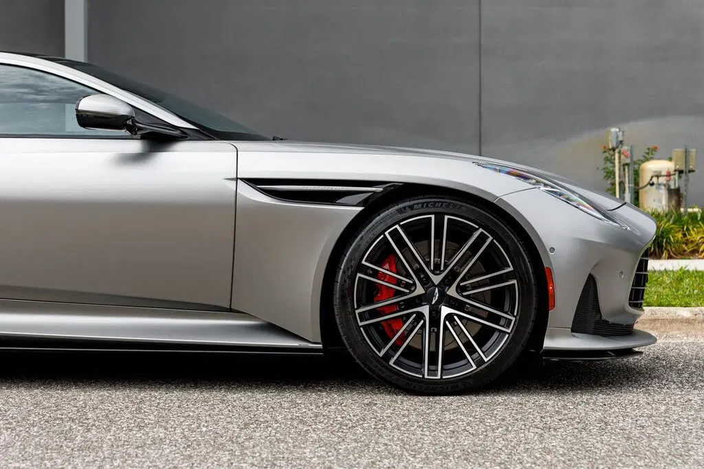 2024 Aston Martin DB12 V8 Coupe RWD