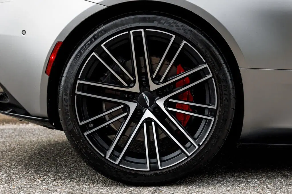 2024 Aston Martin DB12 V8 Coupe RWD
