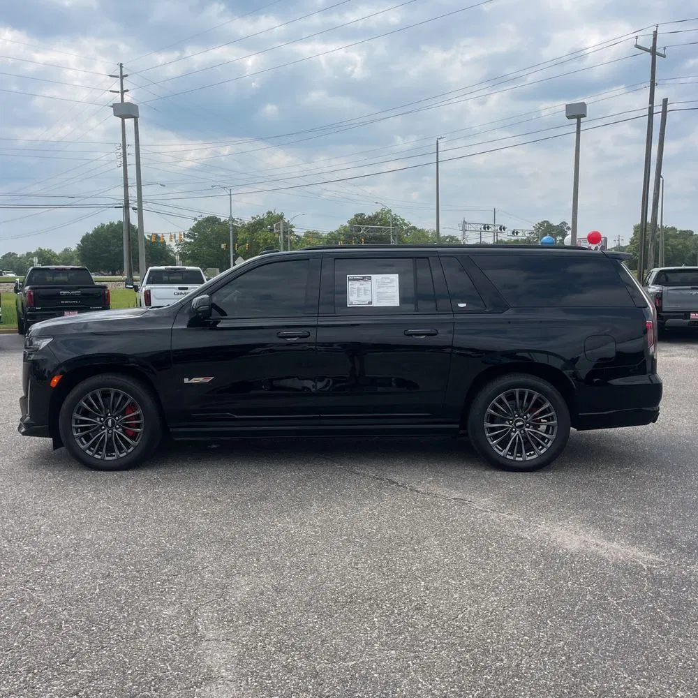 2023 Cadillac Escalade-V ESV Base