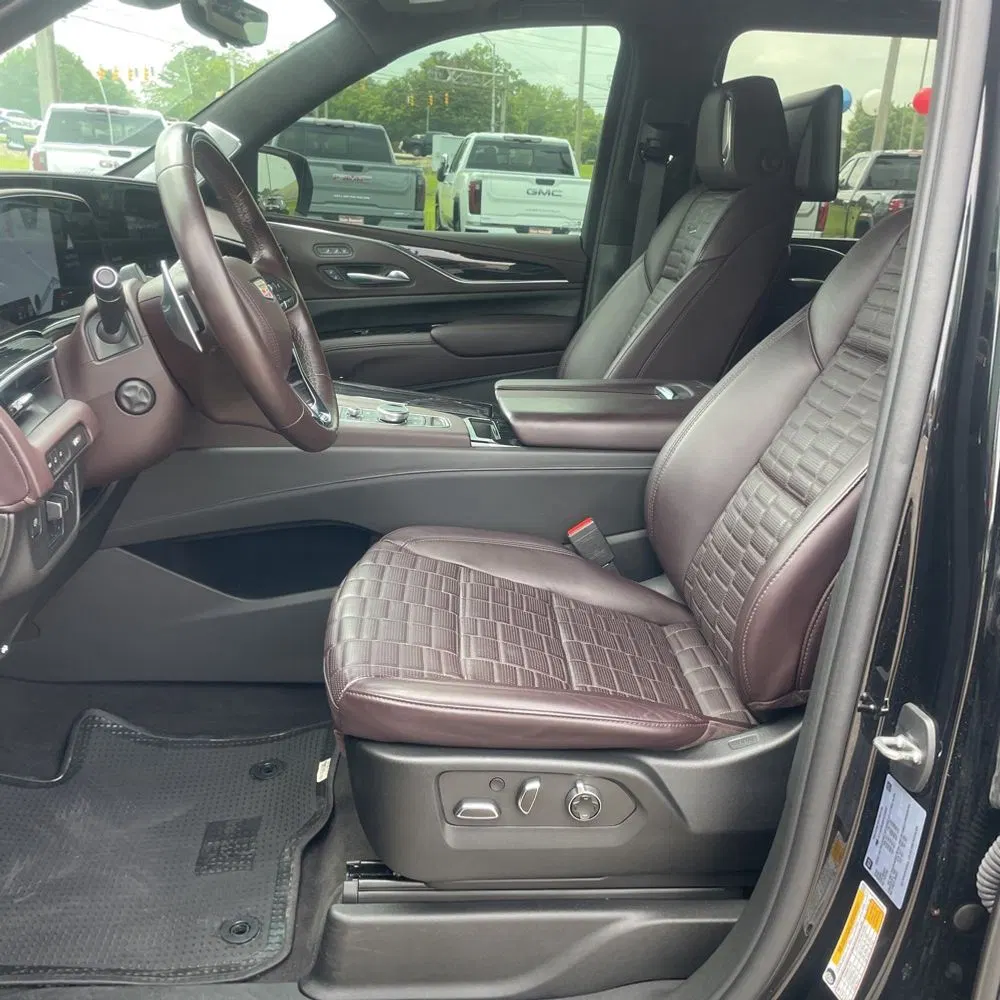 2023 Cadillac Escalade-V ESV Base