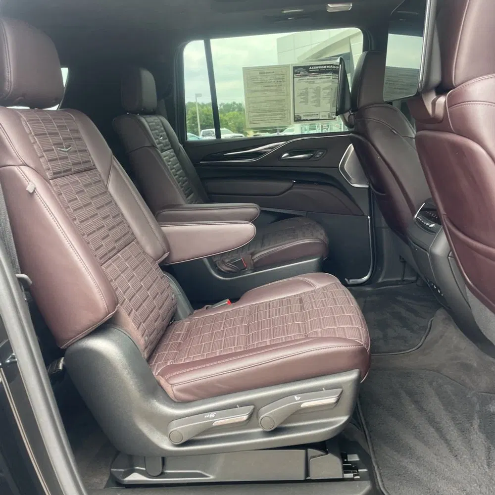 2023 Cadillac Escalade-V ESV Base
