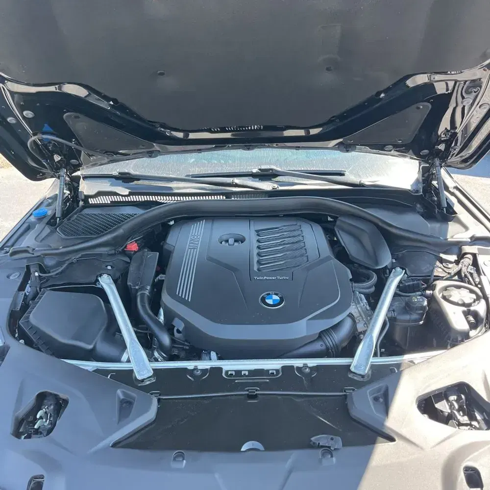 2025 BMW 8-Series 840i xDrive