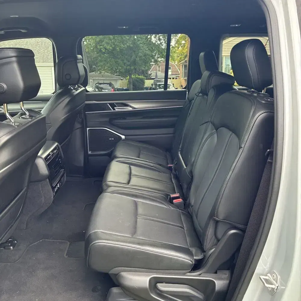 2025 Jeep Wagoneer Series II