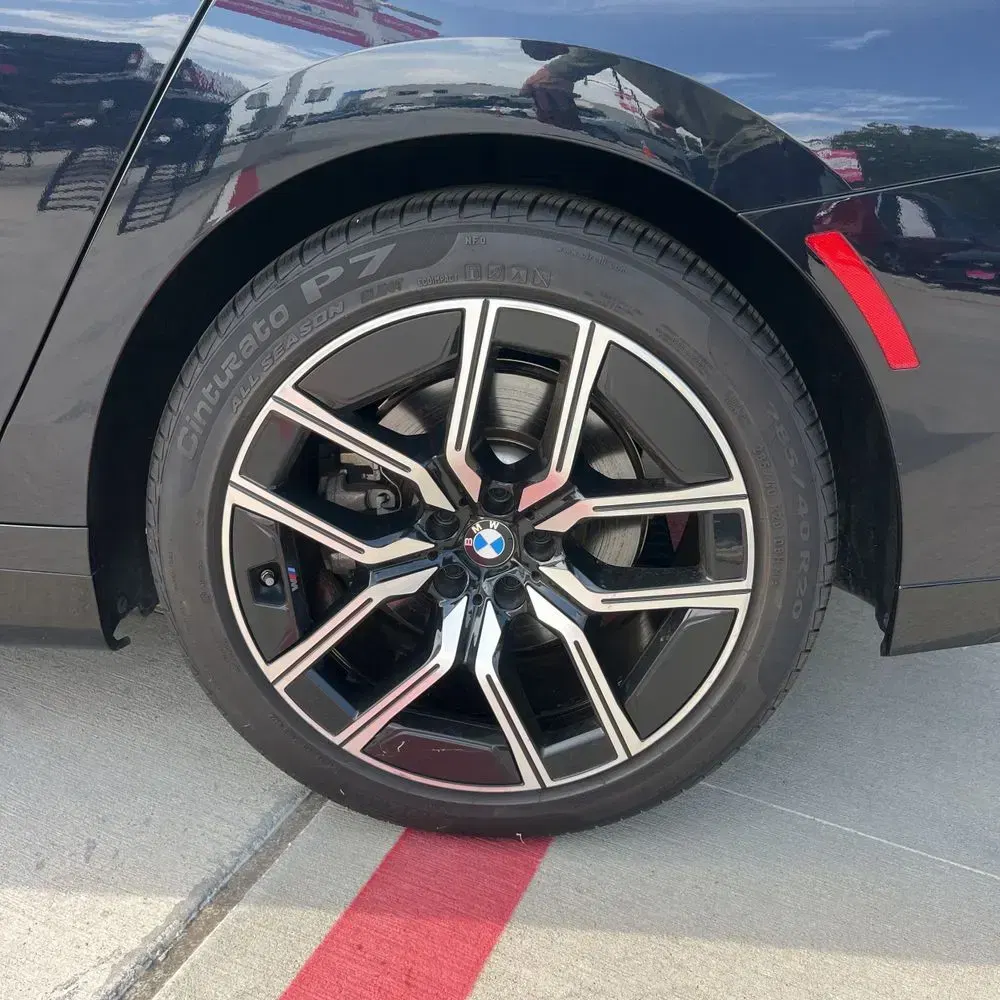 2024 BMW 7-Series 740i