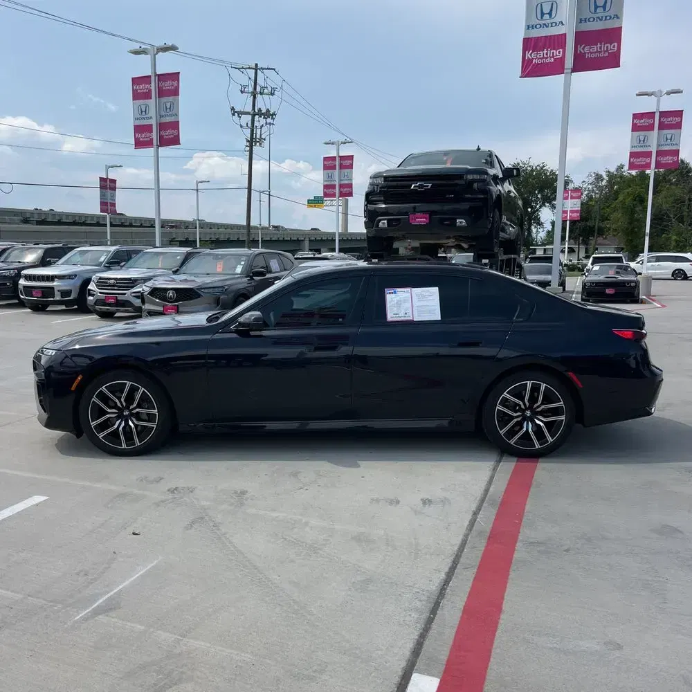 2024 BMW 7-Series 740i