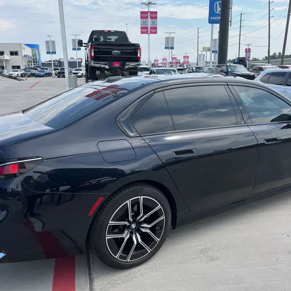 2024 BMW 7-Series 740i