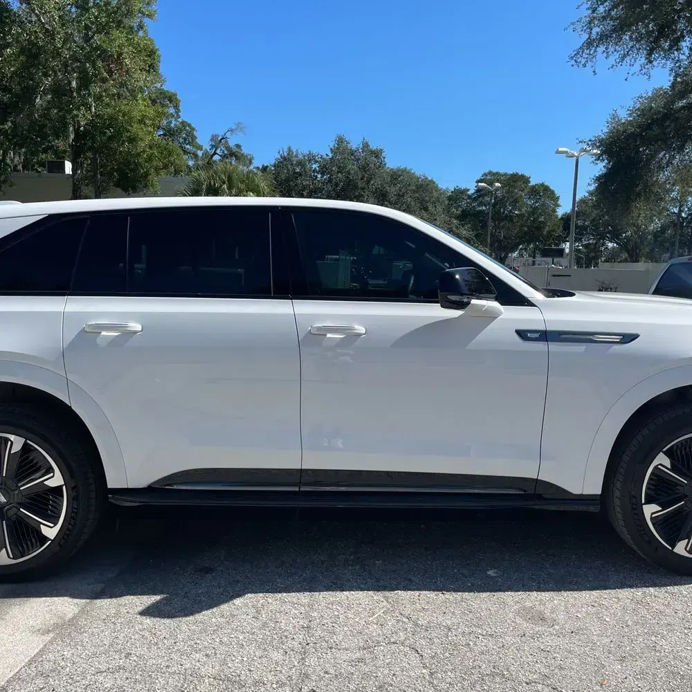 2025 Cadillac Escalade IQ Sport 1