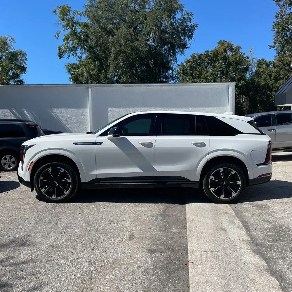 2025 Cadillac Escalade IQ Sport 1