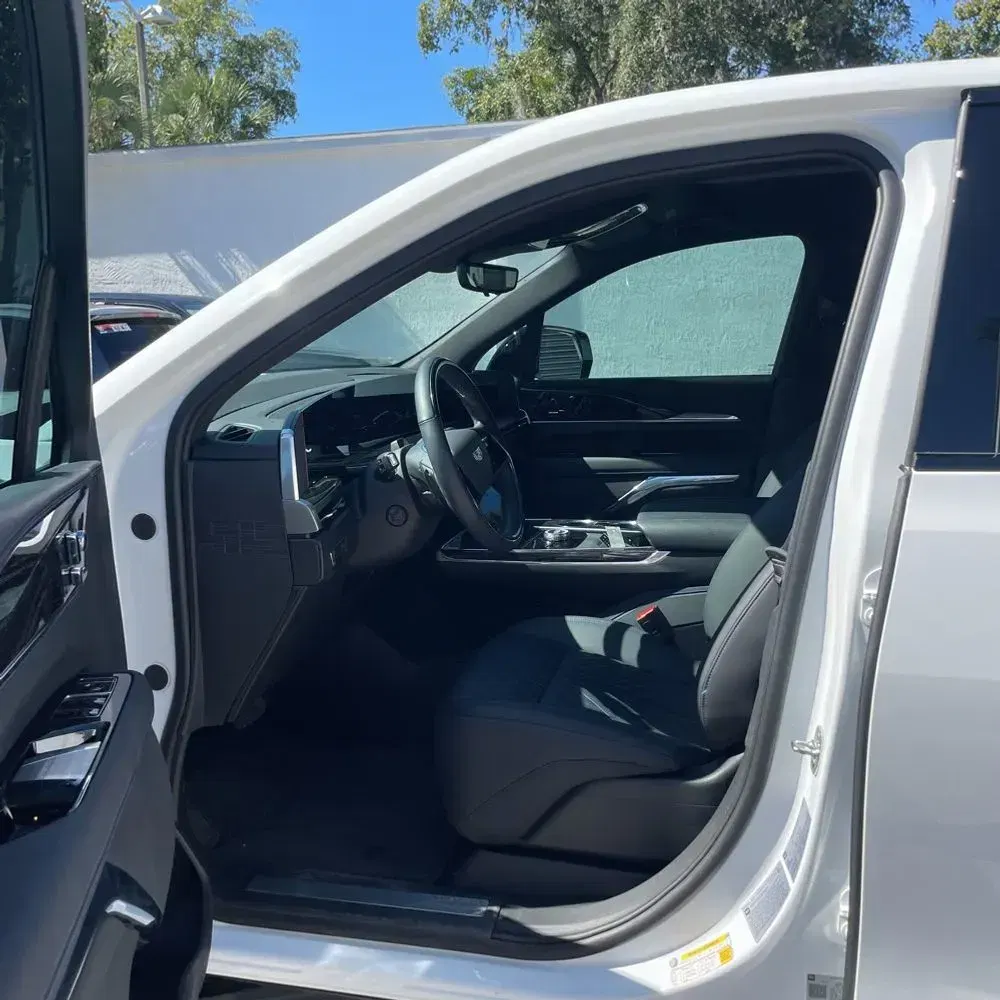 2025 Cadillac Escalade IQ Sport 1