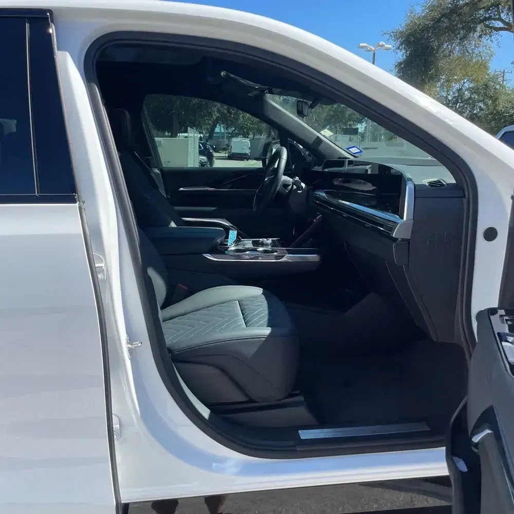 2025 Cadillac Escalade IQ Sport 1
