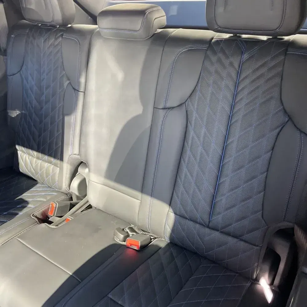 2025 Cadillac Escalade IQ Sport 1