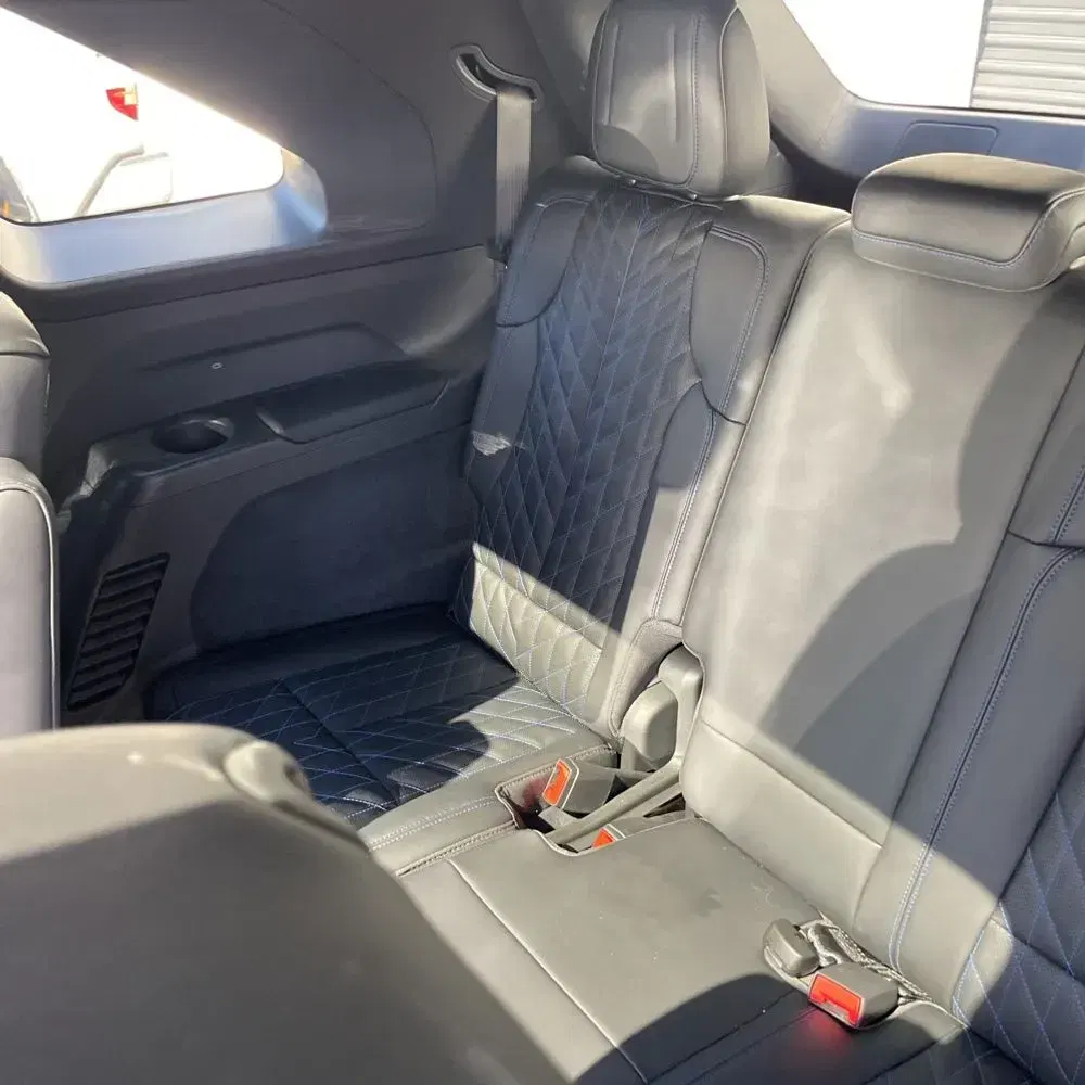 2025 Cadillac Escalade IQ Sport 1