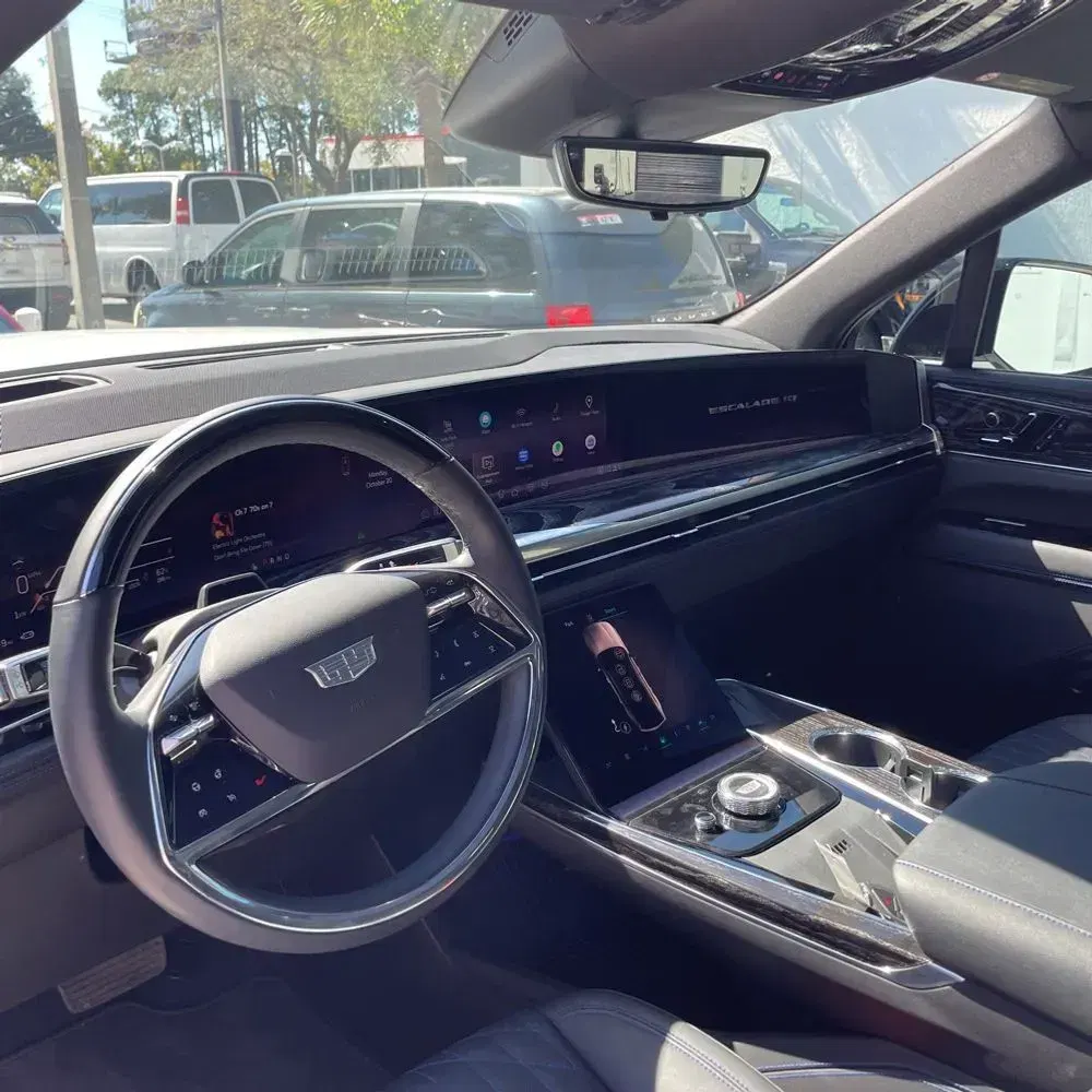2025 Cadillac Escalade IQ Sport 1